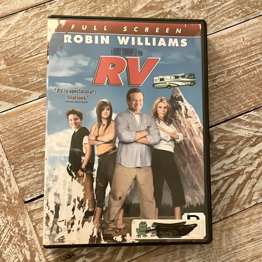 3/$15 u pick dvds📀or 1 for $9~ RV